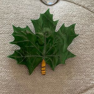 Erstwilder Green Leaf 🍃 Brooch